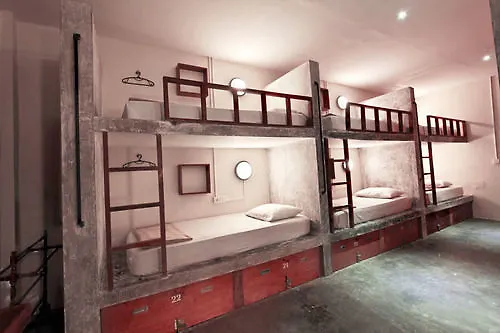 Kayun Hostel Legian