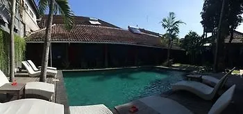 Kayun Hostel Legian
